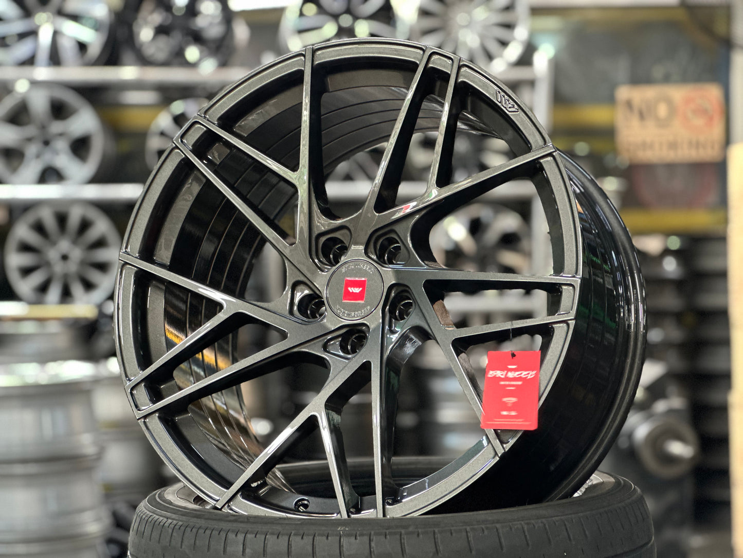 New 20x8.5 ET30 20x10 ET38 Ispiri FFRM (4 wheel) 5x114.3 Matte Black