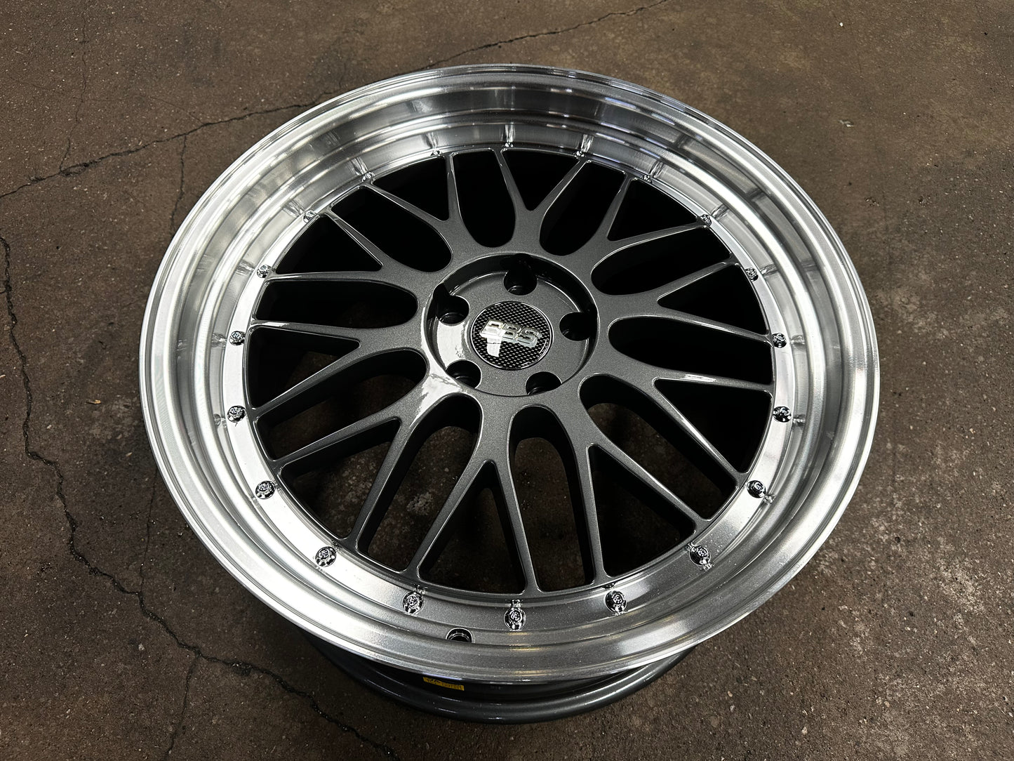 New 20x8.5 ET35 20x9.5 ET38 BBS LM Design (4 wheel) 5x112 Hyper Black