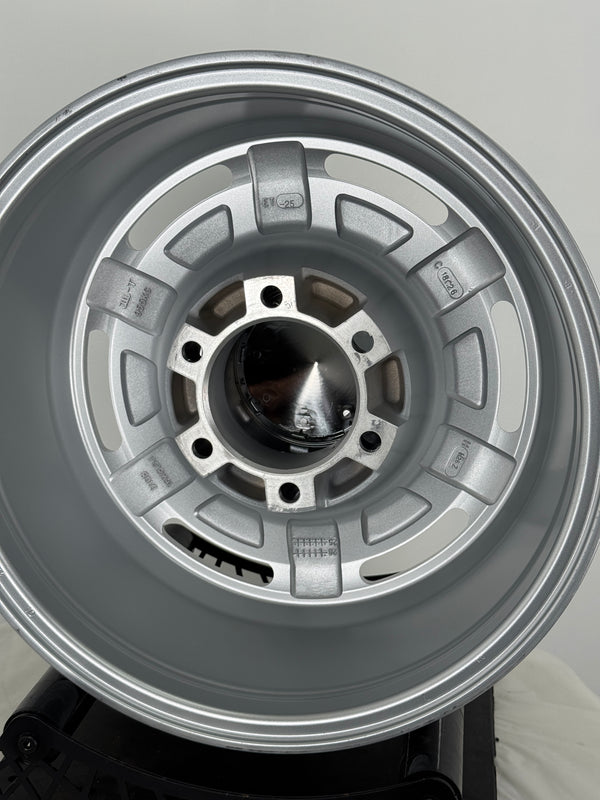 New 16X8 ET-25 Dean Cross Country Rim (4 wheel) Gloss Silver 6X139.7