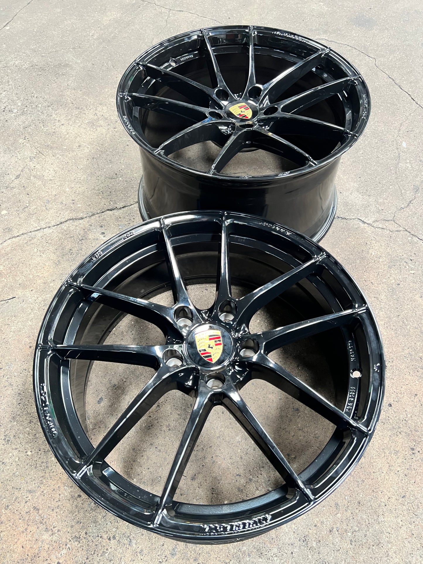 New 20x8.5 ET50 20x11 ET50 OZ Leggera HLT (4 wheel) 5x130 Black