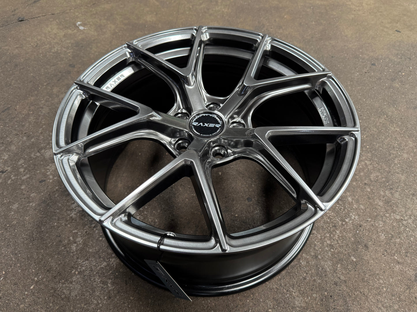 NEW 18X8.5 ET42 Raxer RTX02 Rim (4 wheel) Hyper Black 5X114.3