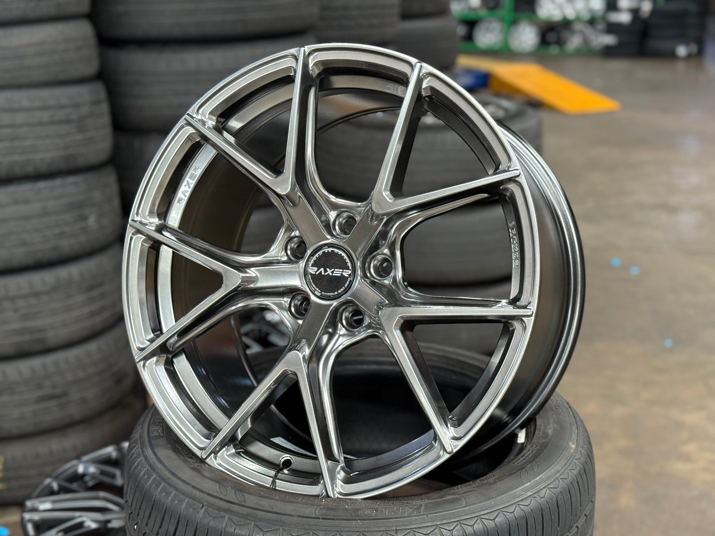 NEW 18X8.5 ET42 Raxer RTX02 Rim (4 wheel) Hyper Black 5X114.3