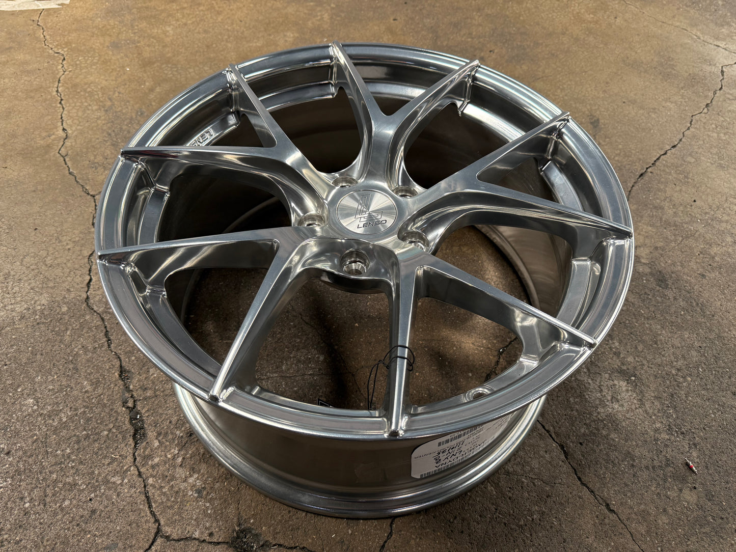 New 18x8.5 ET42 Lenso Jager Dyna Rim (4 wheel) High Gloss Polish 5x114.3