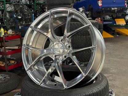 New 18x8.5 ET42 Lenso Jager Dyna Rim (4 wheel) High Gloss Polish 5x114.3
