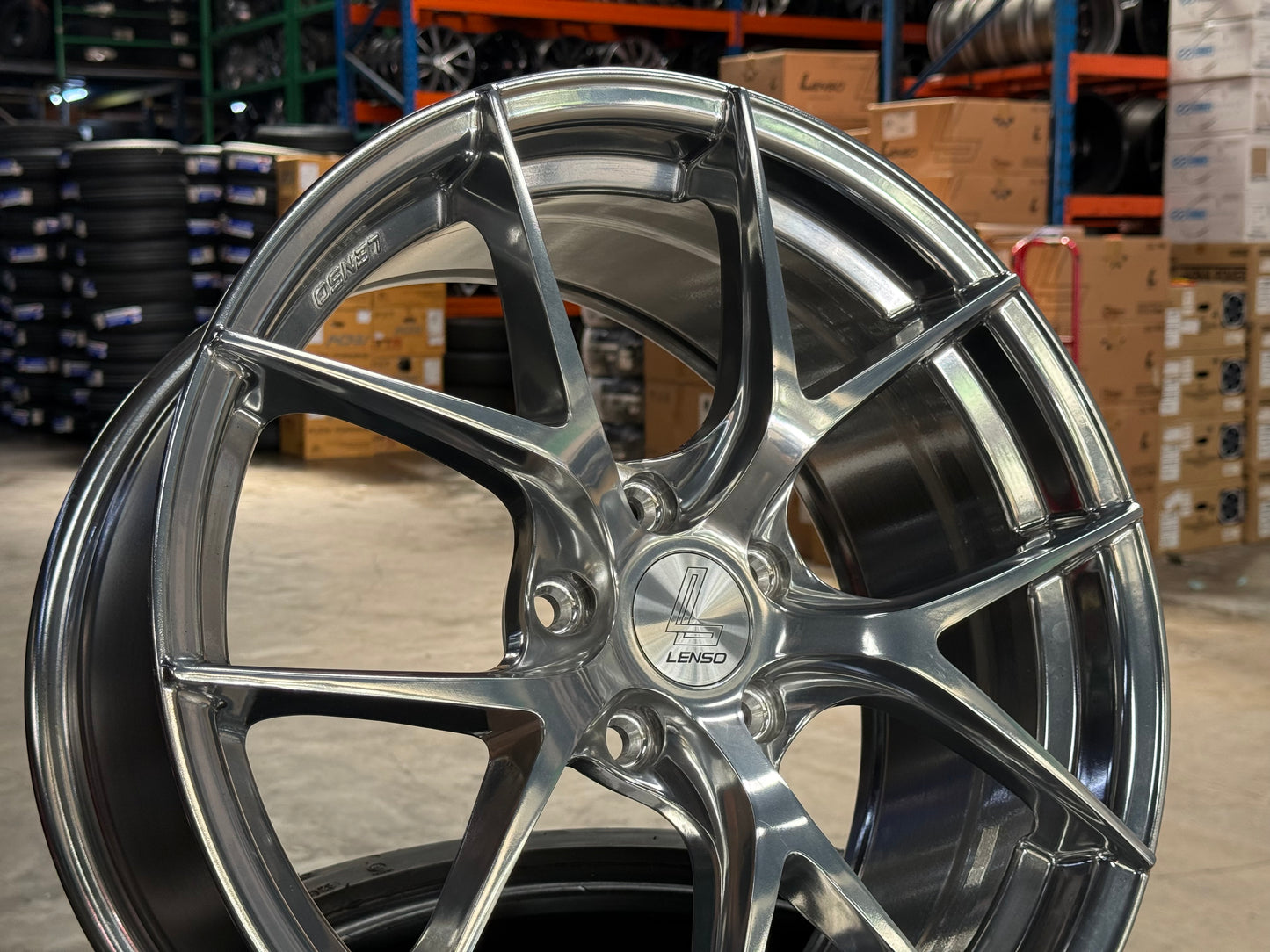 New 18x8.5 ET42 Lenso Jager Dyna Rim (4 wheel) High Gloss Polish 5x114.3