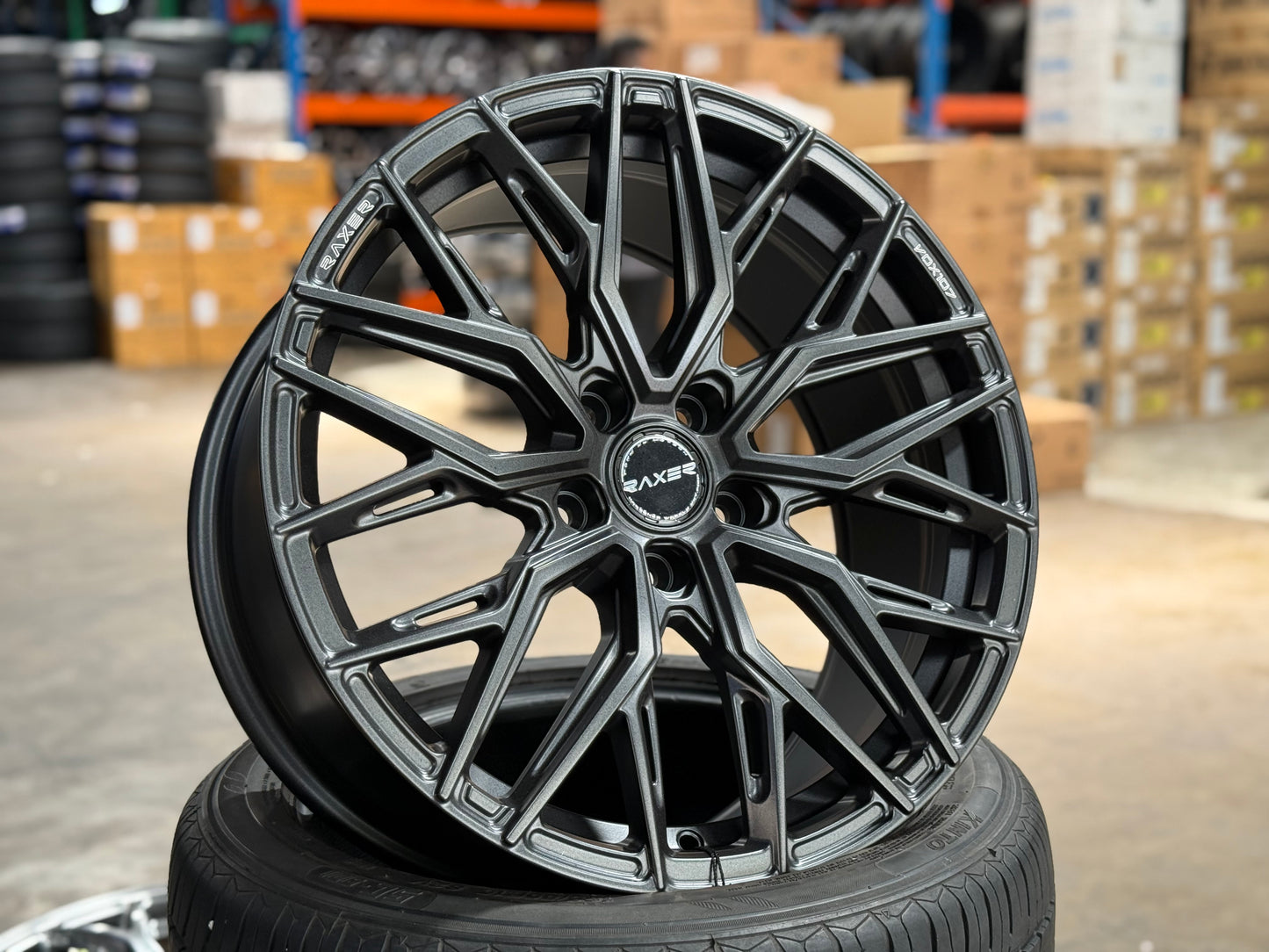 NEW 18X8.5 ET42 Raxer VOX107 Rim (4 wheel) Dark Graphite 5X112