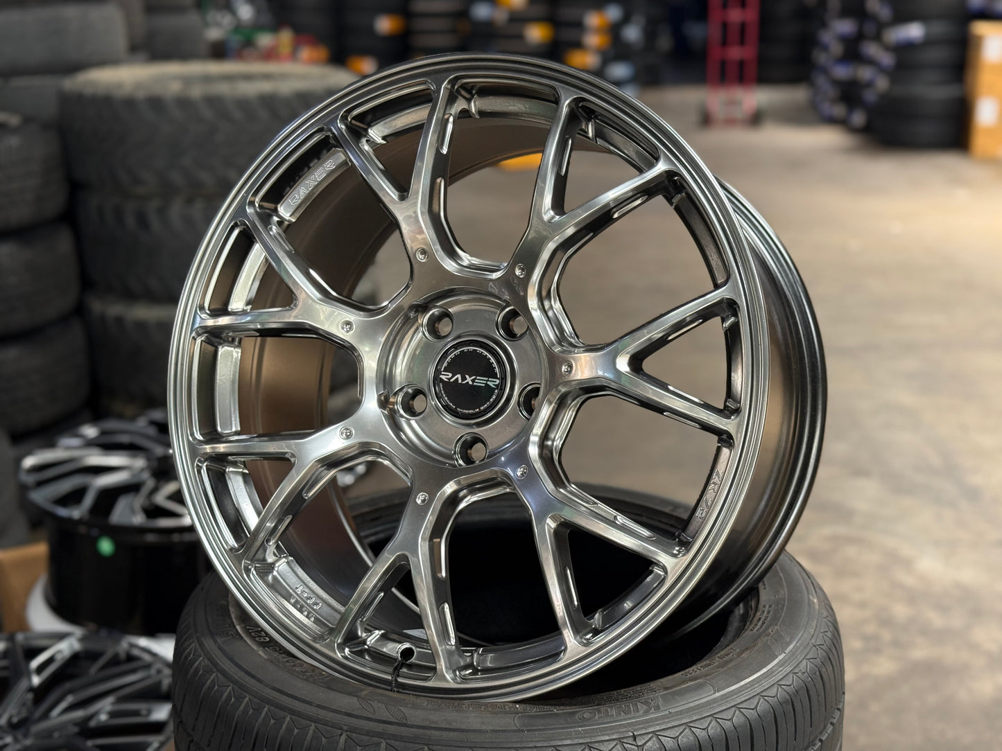 NEW 18X8.5 ET42 Raxer ZR72 Rim (4 wheel) Hyper Black 5X112