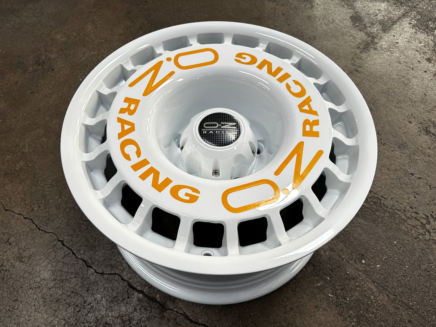 New 16x8 ET-10 OZ Rally Rim (5 whee) WHITE + Stickers 5x139.7 (5 pcs)