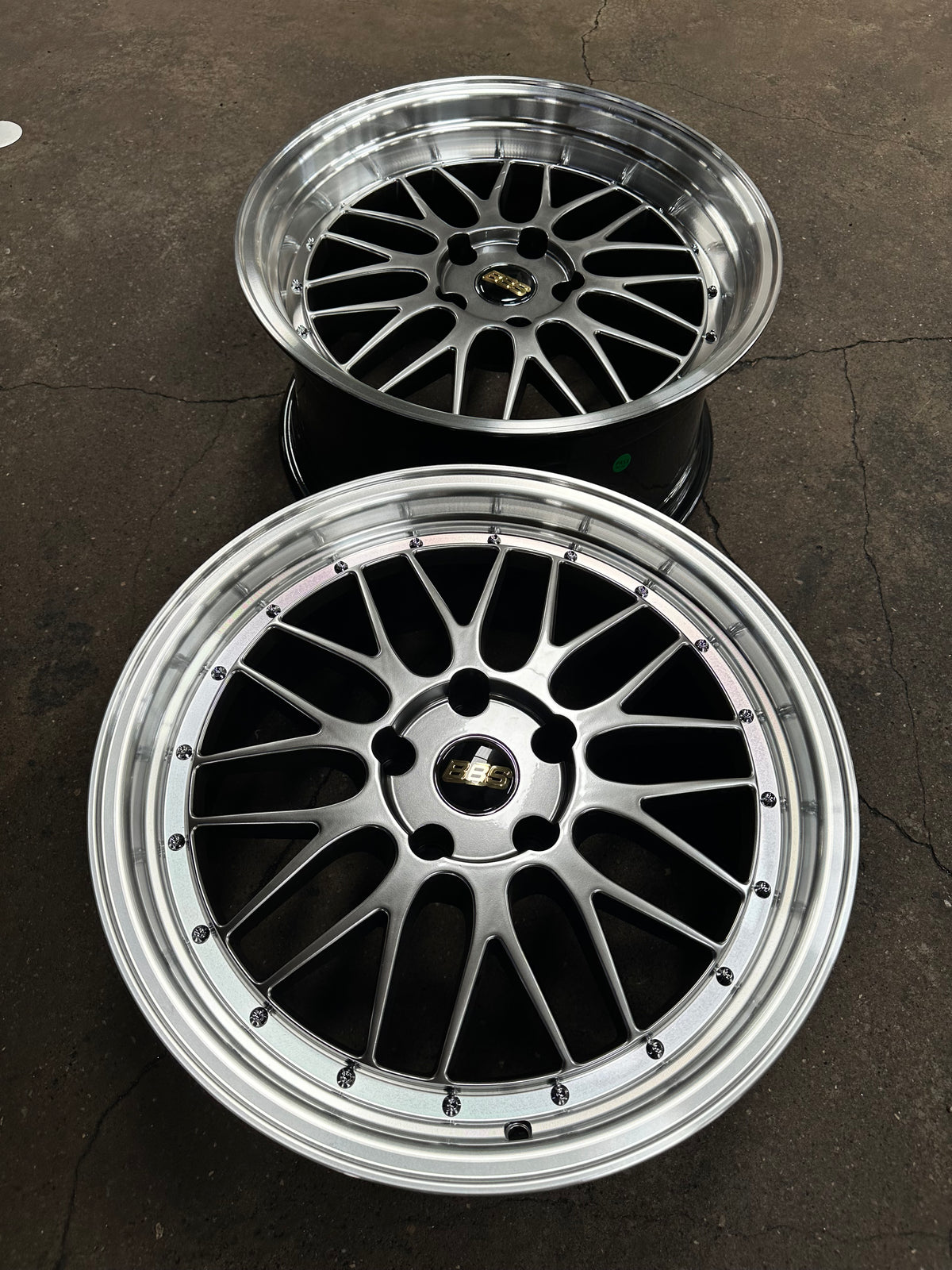 New 18x8 ET15 18x9 ET20 LM Classic design BMW (4 wheels) Hyper Black 5X120