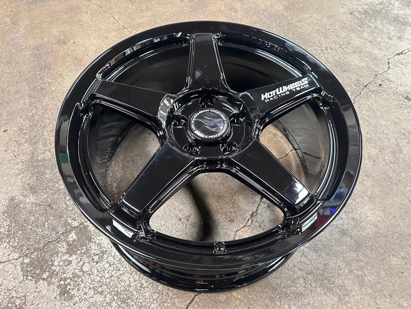 New 18x8 ET42 Hotwheels HW01 Flow Formed Rim Racing Black 5x112