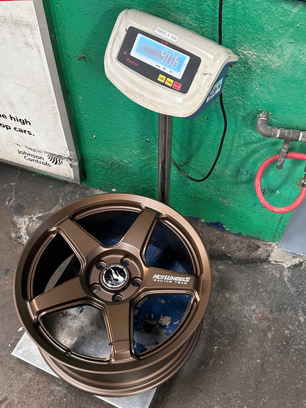 New 18x8 ET42 Hotwheels HW01 Flow Formed Rim Racing Bronze 5x114.3