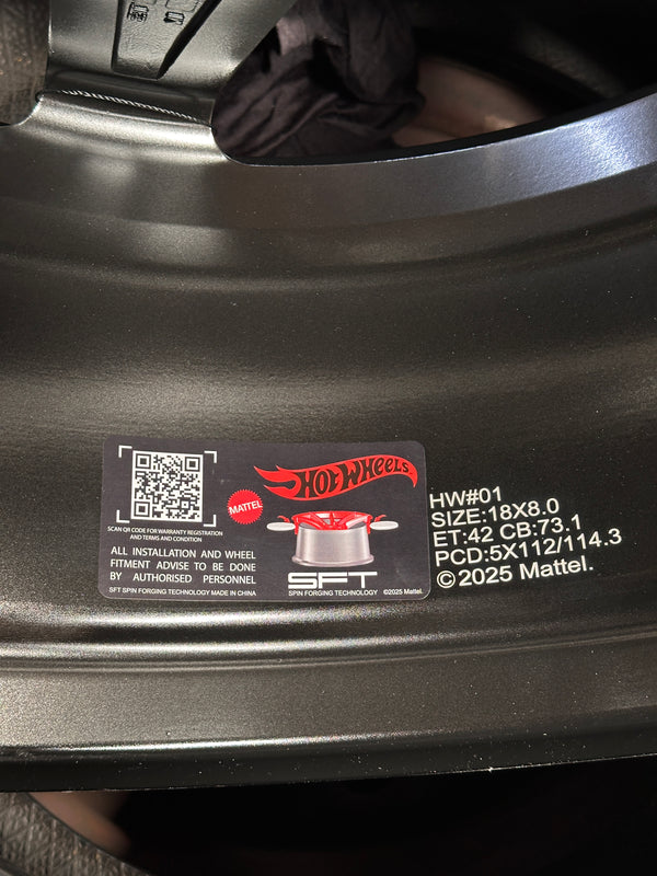 New 18x8.5 ET35 Hotwheels HW01 Flow Formed Rim Diamond Black 5x114.3