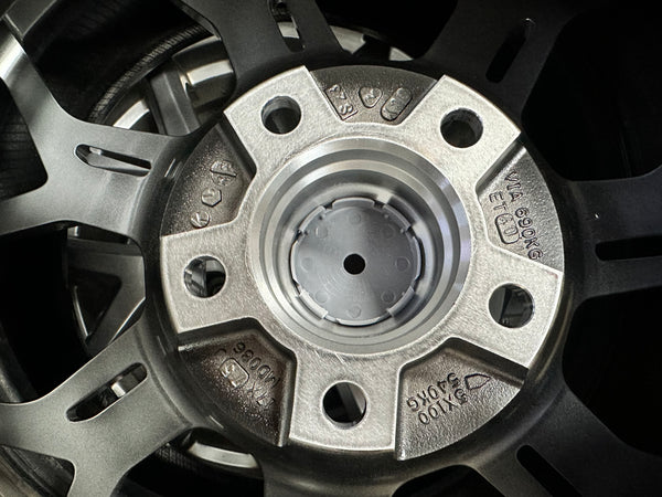 New 17x7.5 ET40 Advanti Asphalt Rim (4 wheel) Gloss Silver 5x114.3