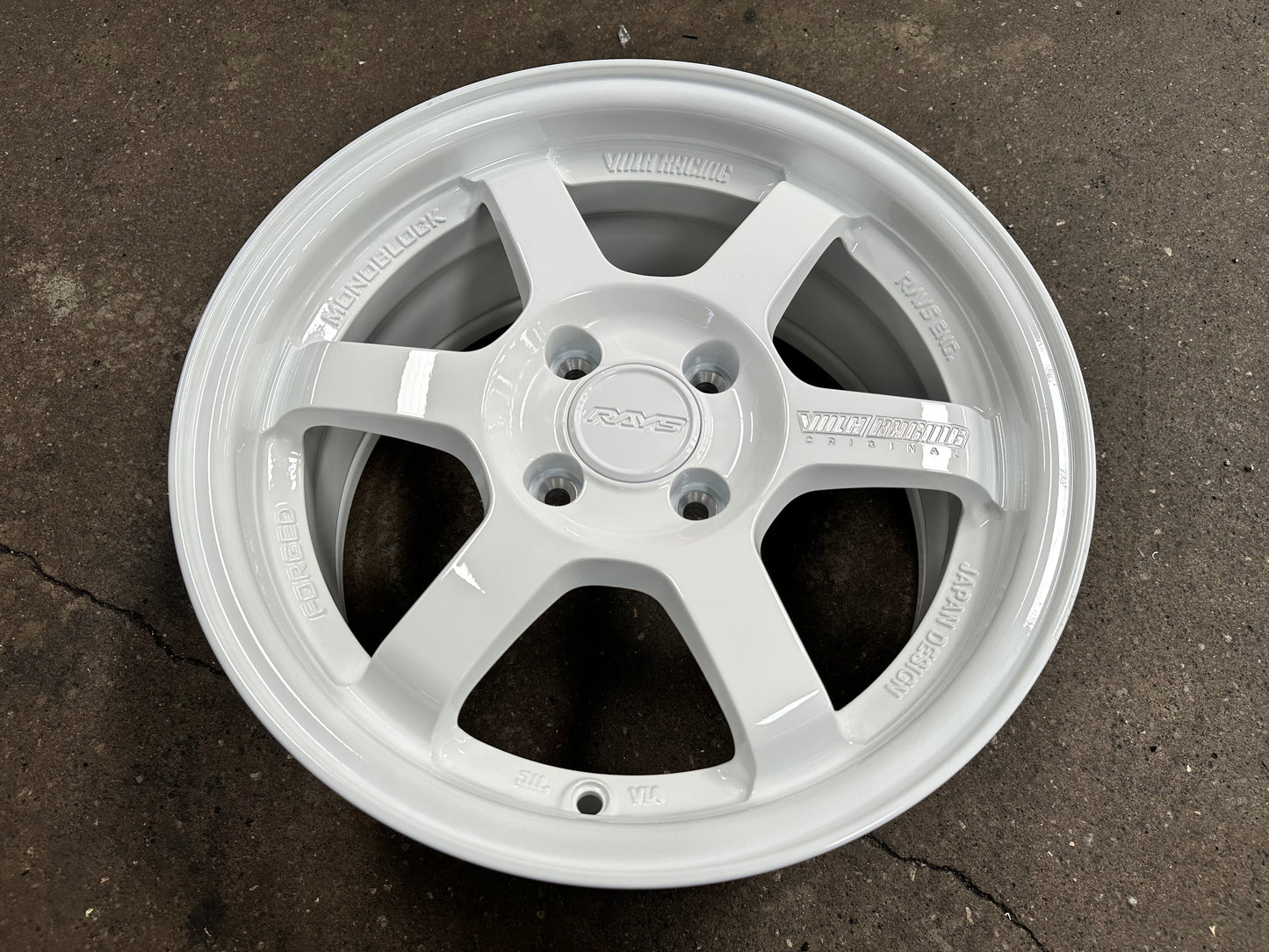 New 15X7 ET35 AOW TE37 Rim (4 wheel) White 4X100