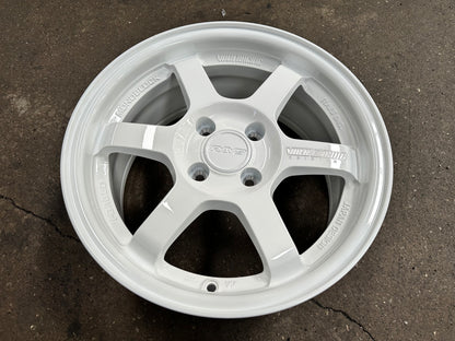 New 15X7 ET35 AOW TE37 Rim (4 wheel) White 4X100