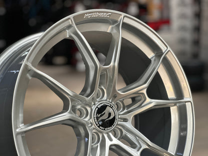 NEW 18X8.5 ET44 Hotwheels HW02 Flow Formed Rim Diamond Silver 5X114.3