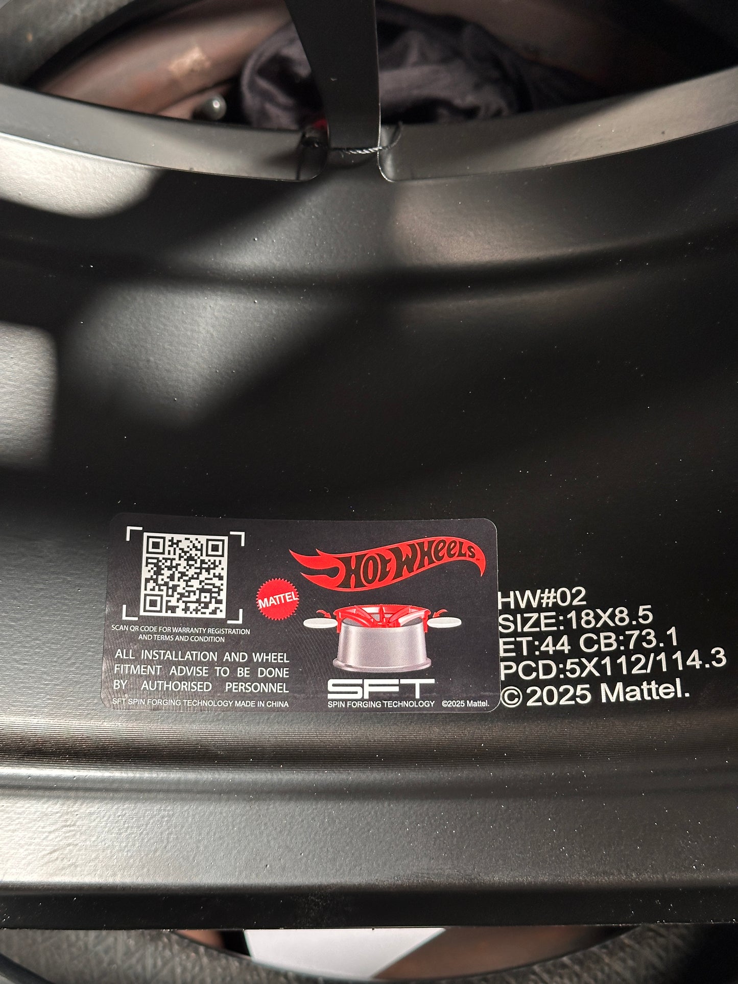 NEW 18X8.5 ET44 Hotwheels HW02 Flow Formed Rim Jet Black 5X112