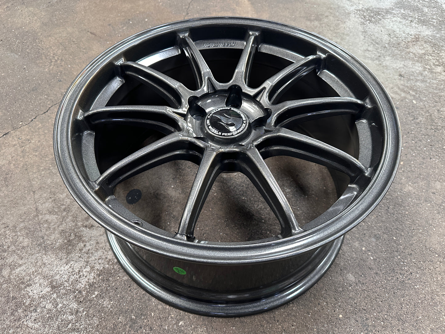 New 18x8.5 ET35 Hotwheels HW03 Flow Formed Rim Racing Graphite 5x114.3