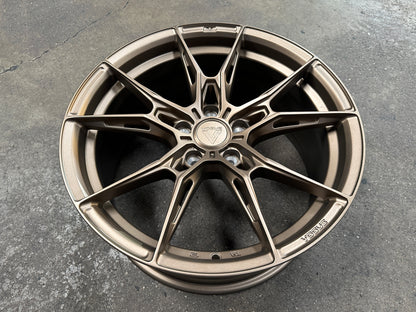 NEW 18X8.5 ET35 Vogue Wheel F22 Rim (4 wheel) Bronze 5X114.3