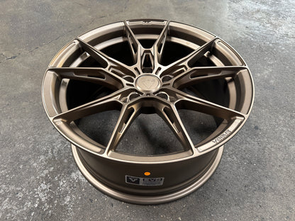 NEW 18X8.5 ET35 Vogue Wheel F22 Rim (4 wheel) Bronze 5X114.3