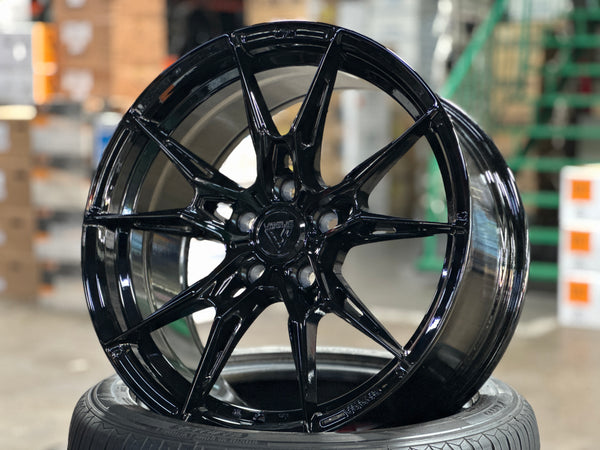 NEW 18X8.5 ET35 Vogue F22 Rim (4 wheel) Gloss Black 5X114.3