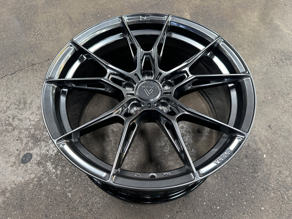 New 18x8.5 ET35 Vogue Wheel F22 Rim (4 wheel) Hyper Black 5x112
