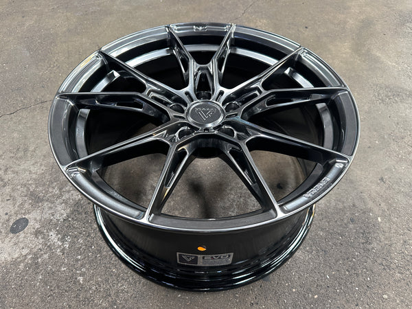 New 18x8.5 ET35 Vogue Wheel F22 Rim (4 wheel) Hyper Black 5x112