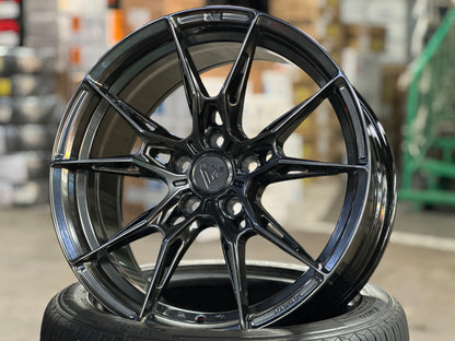 NEW 18X8.5 ET35 Vogue F22 Rim (4 wheel) Hyper Dark 5X112