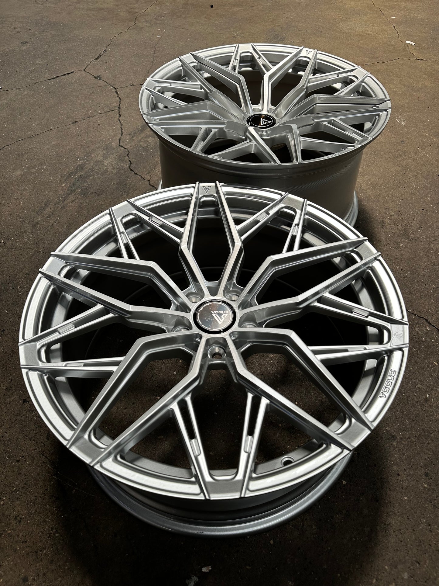 New 20x8.5 ET30 20x10 ET40 Vogue Wheel F11 (4 wheel) 5x114.3 Gloss Silver