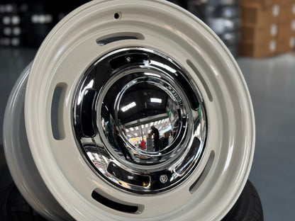 New 17x8 ET20 Dean Cross Country (5 wheel) 5x127 Jeep White