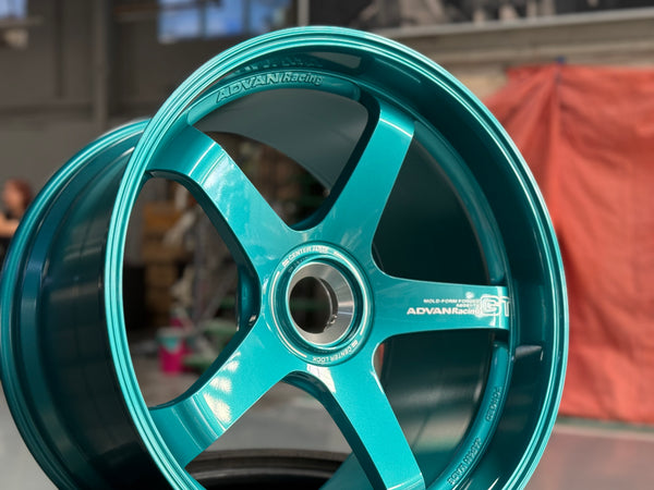 New 20x10 ET45 21x13 ET31 Advan Racing GT Porsche 992 GT3 RS 1X130 Turquoise Blue