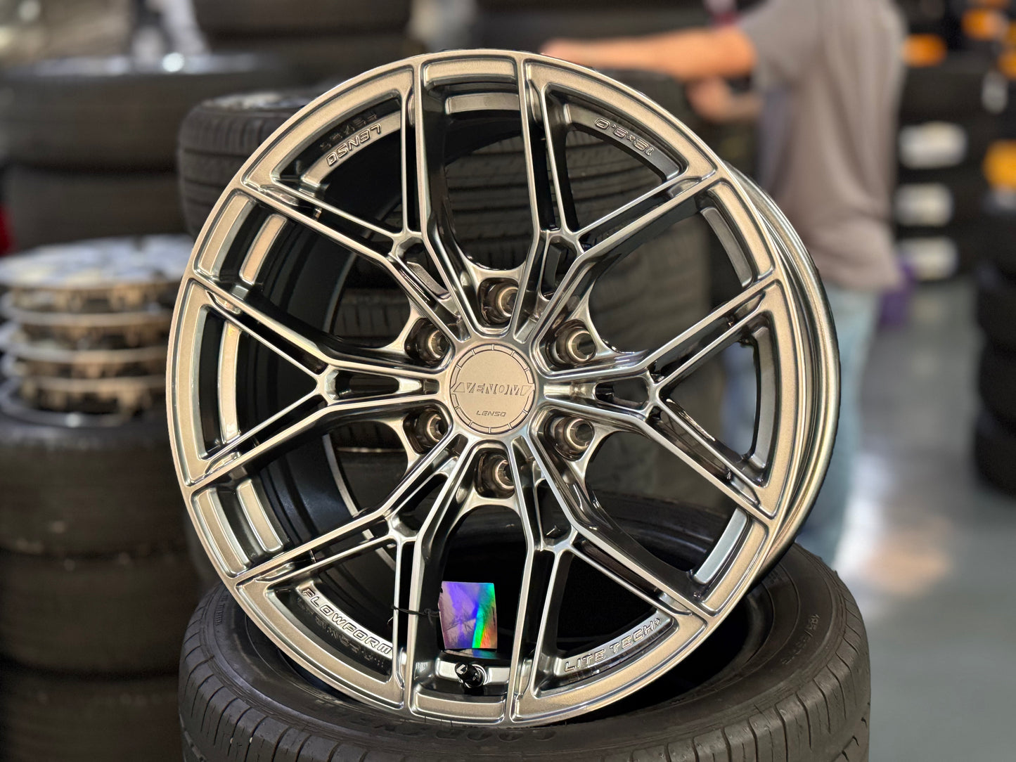 New 18x9 ET0 Lenso VT5 6x139.7 Hyper Black