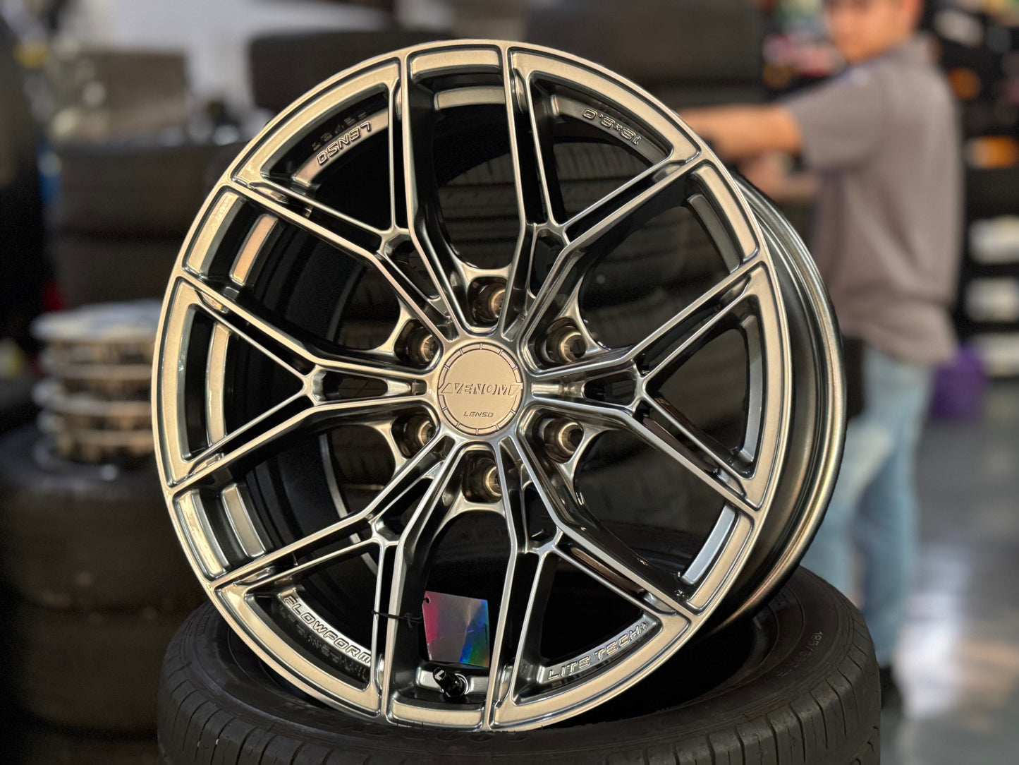 New 18x9 ET0 Lenso VT5 6x139.7 Hyper Black