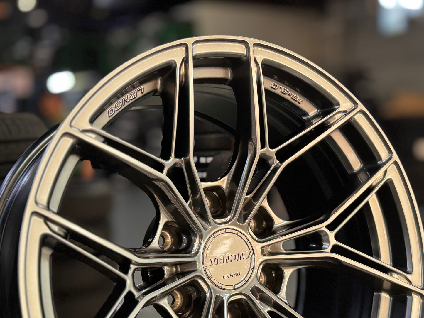 New 18x9 ET0 Lenso VT5 6x139.7 Hyper Black