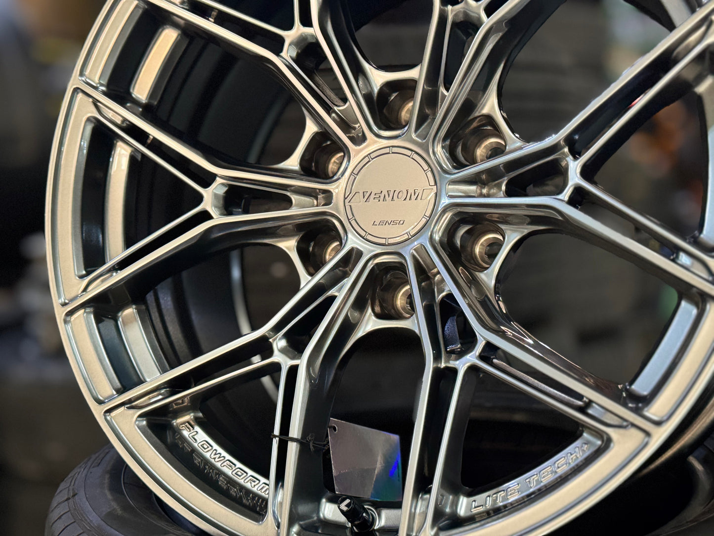 New 18x9 ET0 Lenso VT5 6x139.7 Hyper Black