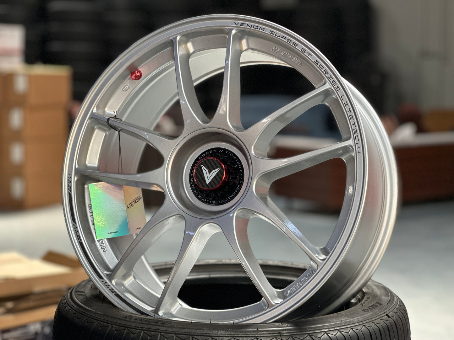 NEW 18x8.5 ET35 Lenso VNK (4 wheel) 5X114.3 Silver