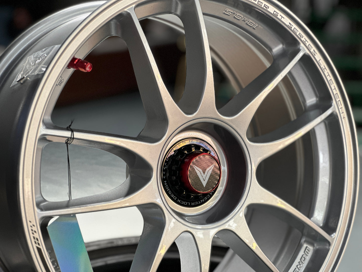 NEW 18x8.5 ET35 Lenso VNK (4 wheel) 5X114.3 Silver