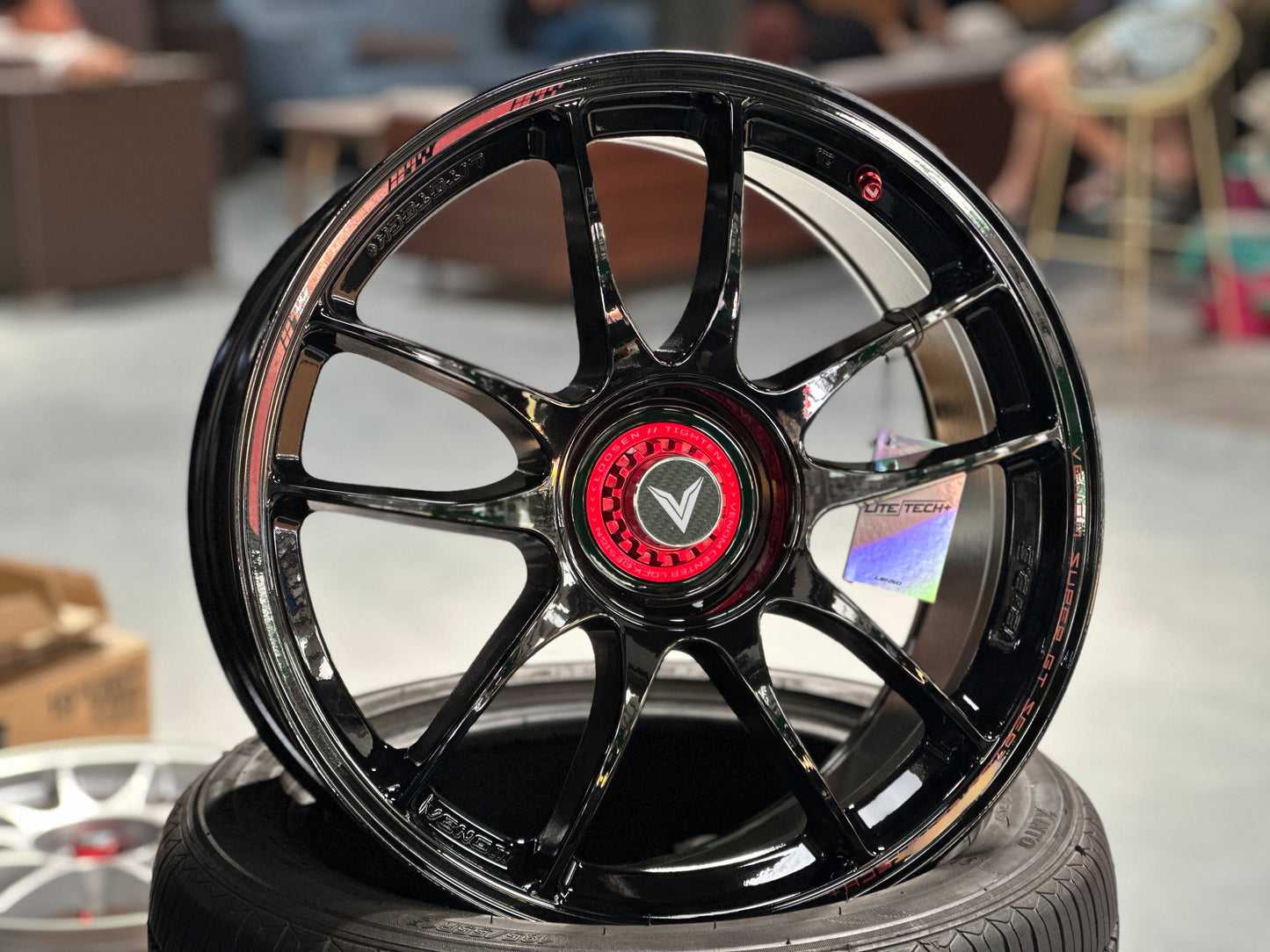 NEW 18x8.5 ET35 Lenso VNK (4 wheel) 5X114.3 Black Red