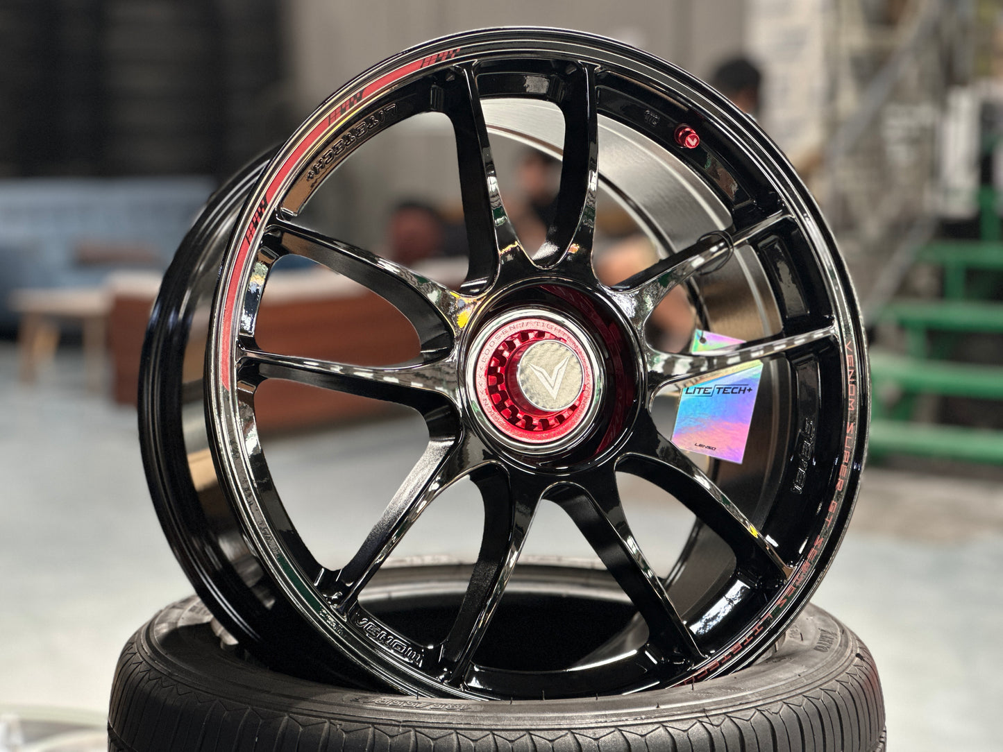 NEW 18x8.5 ET35 Lenso VNK (4 wheel) 5X114.3 Black Red