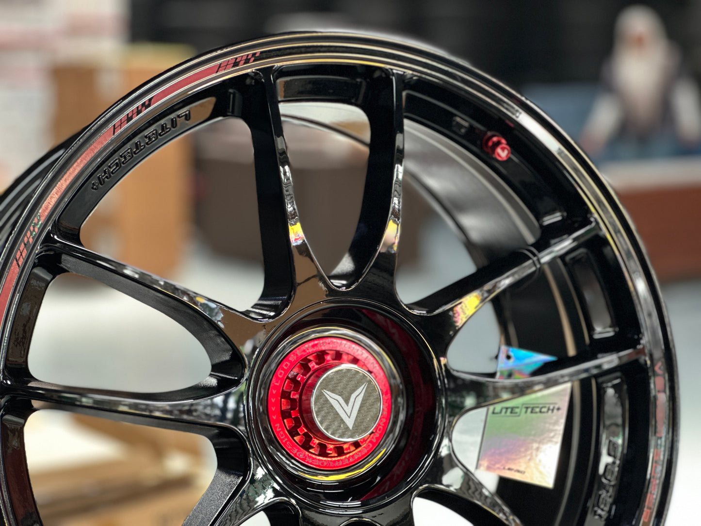 NEW 18x8.5 ET35 Lenso VNK (4 wheel) 5X114.3 Black Red