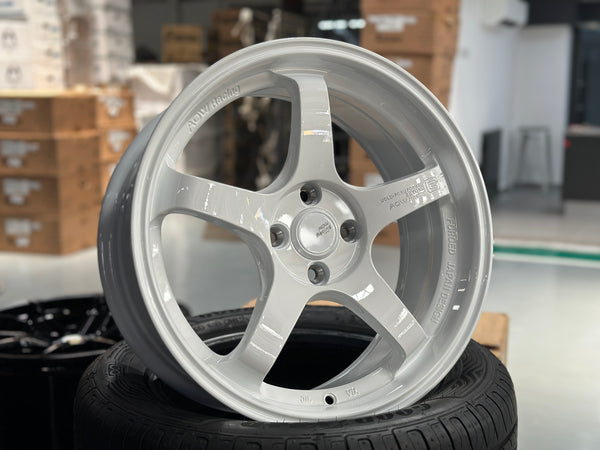 NEW 17X7.5 ET40 AOW GT Flow Formed Rim Racing White 4X100