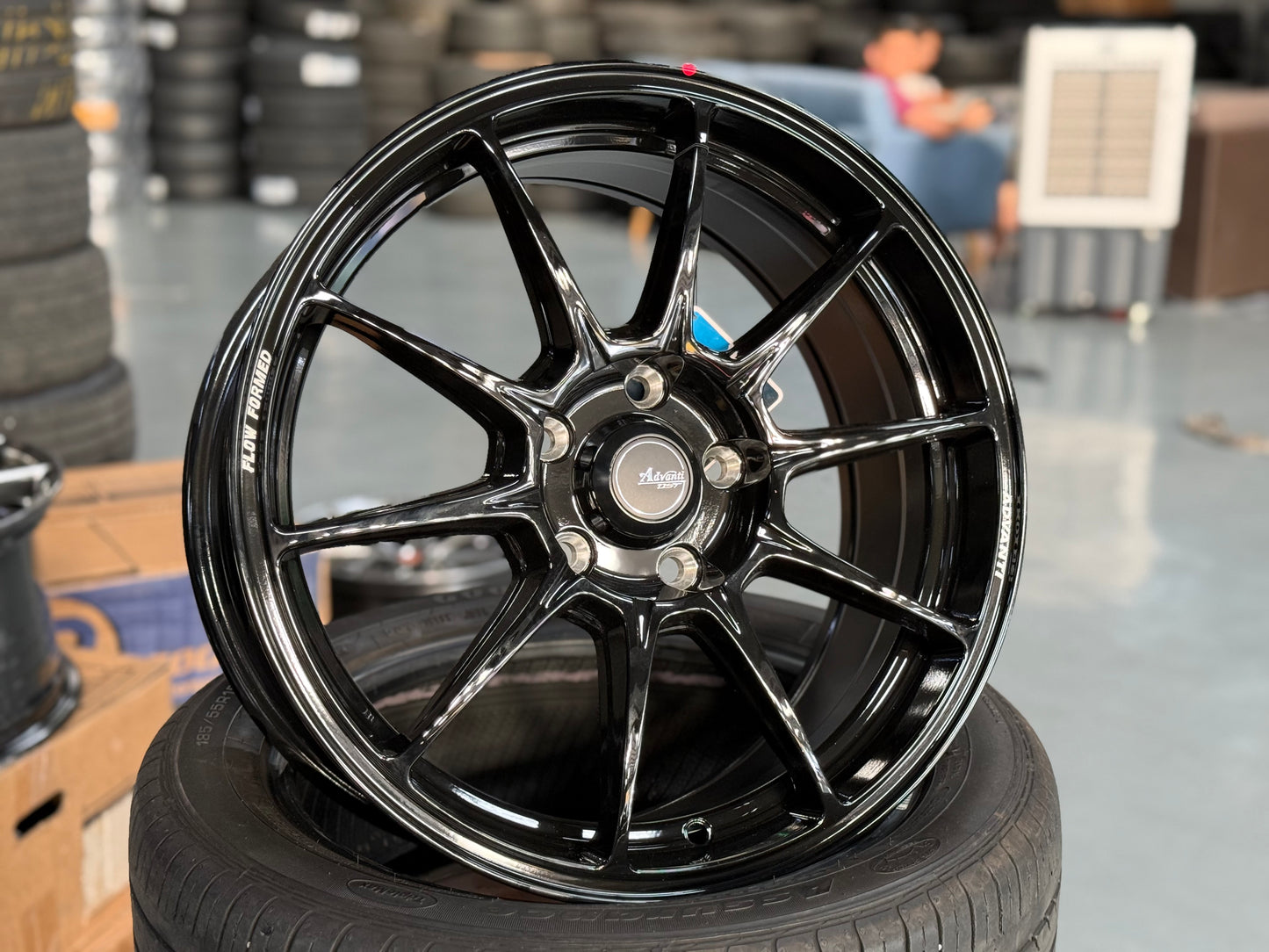 New 17x7.5 ET42 Advanti Aria (4 wheel) 5x114.3 Gloss Black
