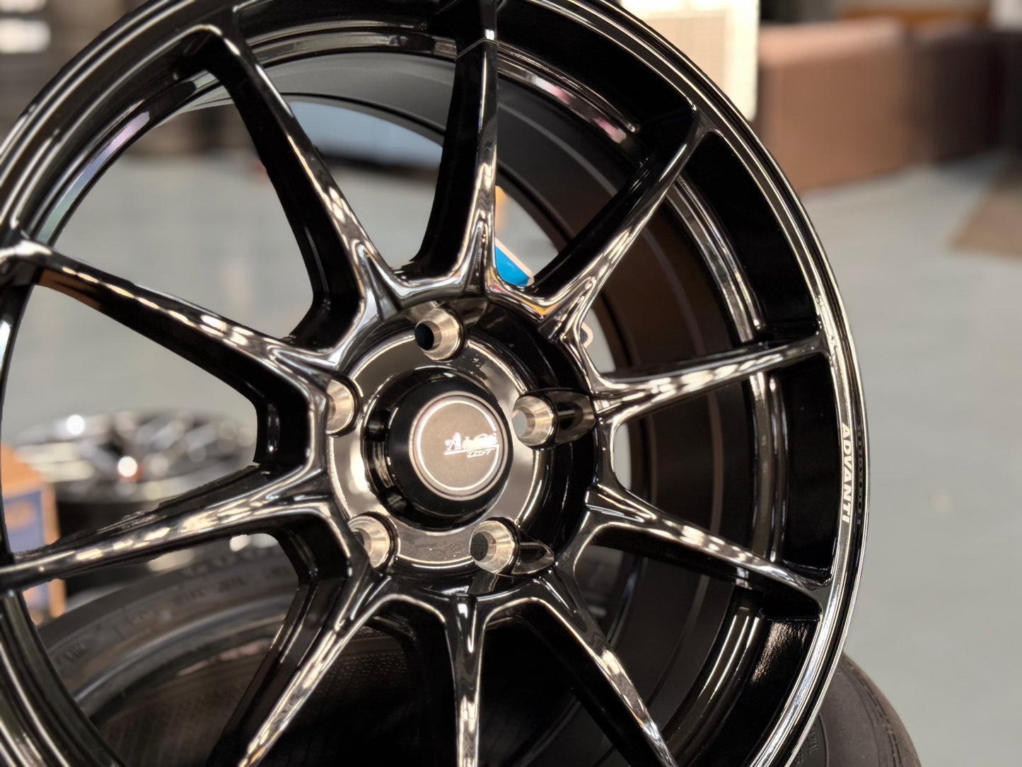New 17x7.5 ET42 Advanti Aria (4 wheel) 5x114.3 Gloss Black