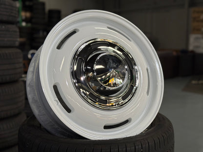 17x7 ET42 5x112 Pearl White Alloy Wheels (Set of 4)