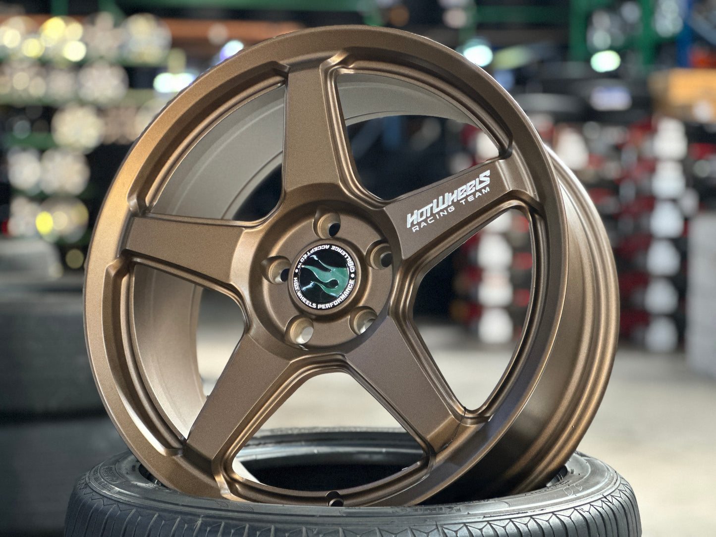 New 18x8 ET42 Hotwheels HW01 Flow Formed Rim Racing Bronze 5x112