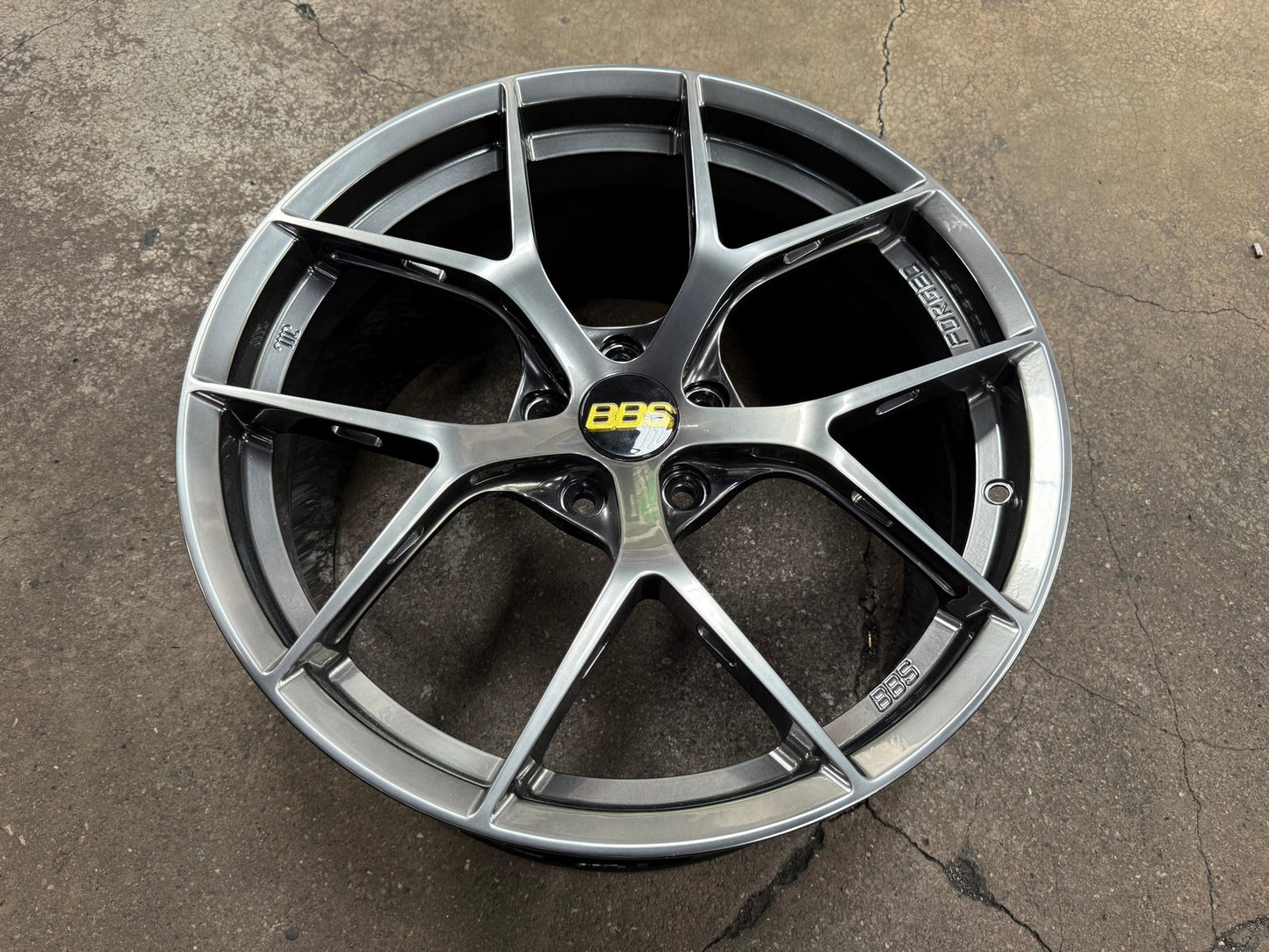 New 19X9 ET45 Overdrive Forged FIR Design Rim (4 wheel) Gloss Gunmetal 5X112