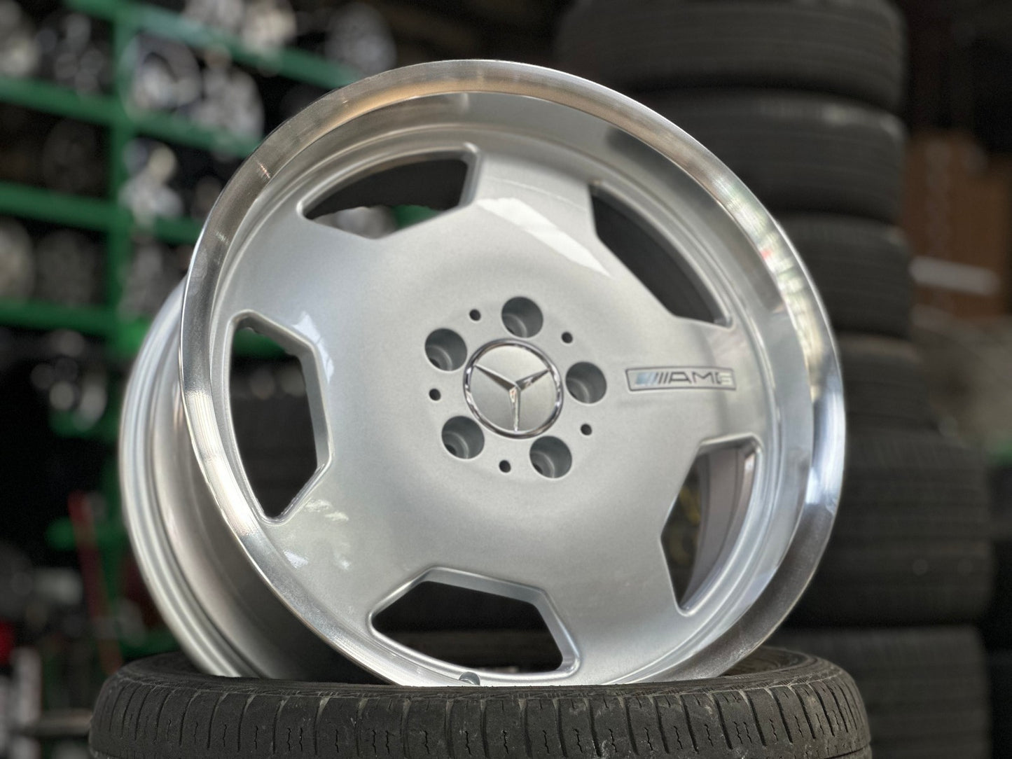 New 18X8 ET35 Mecedes Design Monoblock Rim (4 wheel) Gloss Silver 5X112