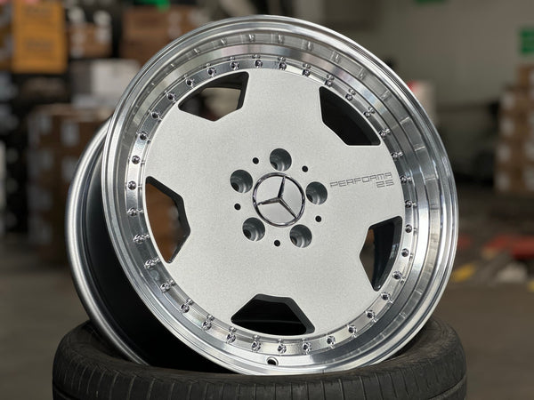 New 18X8 ET35 Mercedes Design Aero Classic Rim (4 wheel) Gloss Silver 5X112