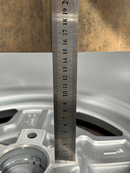 New 18X8 ET35 Mercedes Design Aero Classic Rim (4 wheel) Gloss Silver 5X112