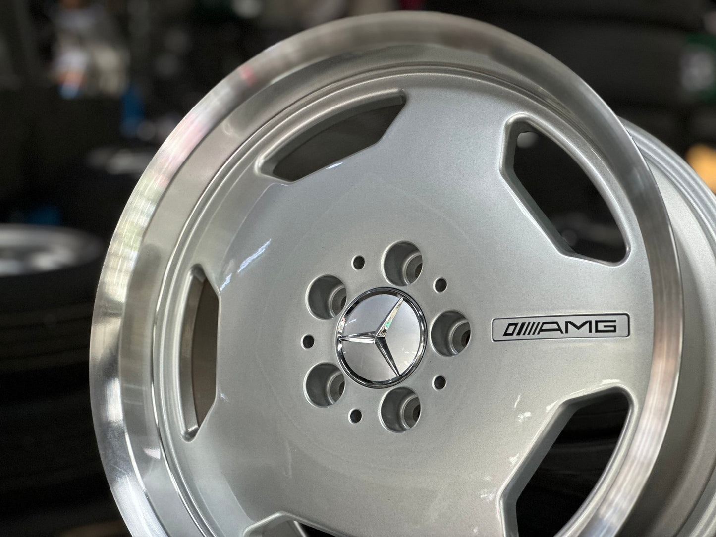 New 17X8 ET33 Mecedes Design Monoblock Rim (4 wheel) Gloss Silver 5X112